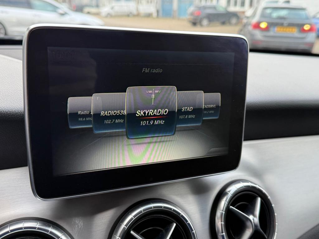 Mercedes-Benz Cla shooting brake 180 lease edition ambition amg