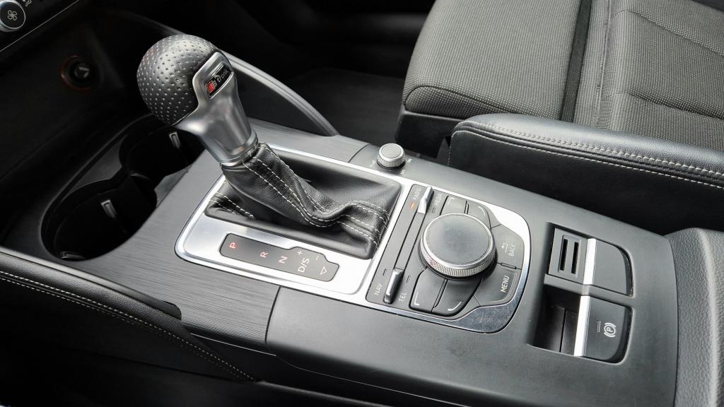 Audi A3 limousine 1.4 tfsi ambition pro line s | automaat | leder | s-line 