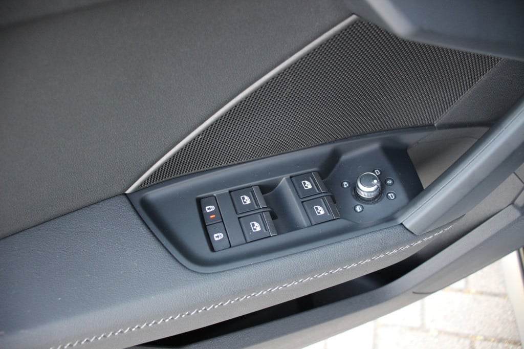 Audi A3 sportback 30 tfsi s edition | 26dkm