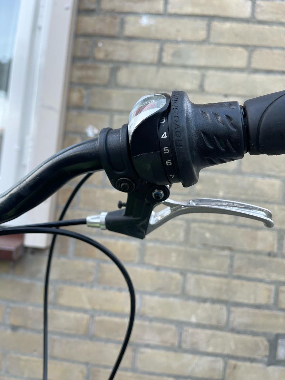 20 inch mountainbike met 7 versnellingen
