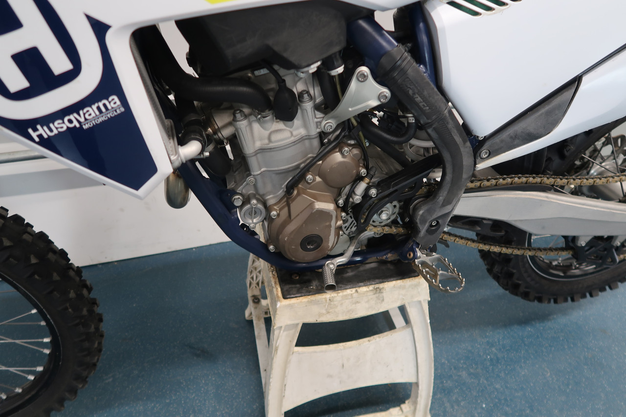 Husqvarna FC350 2022 in nieuwstaat