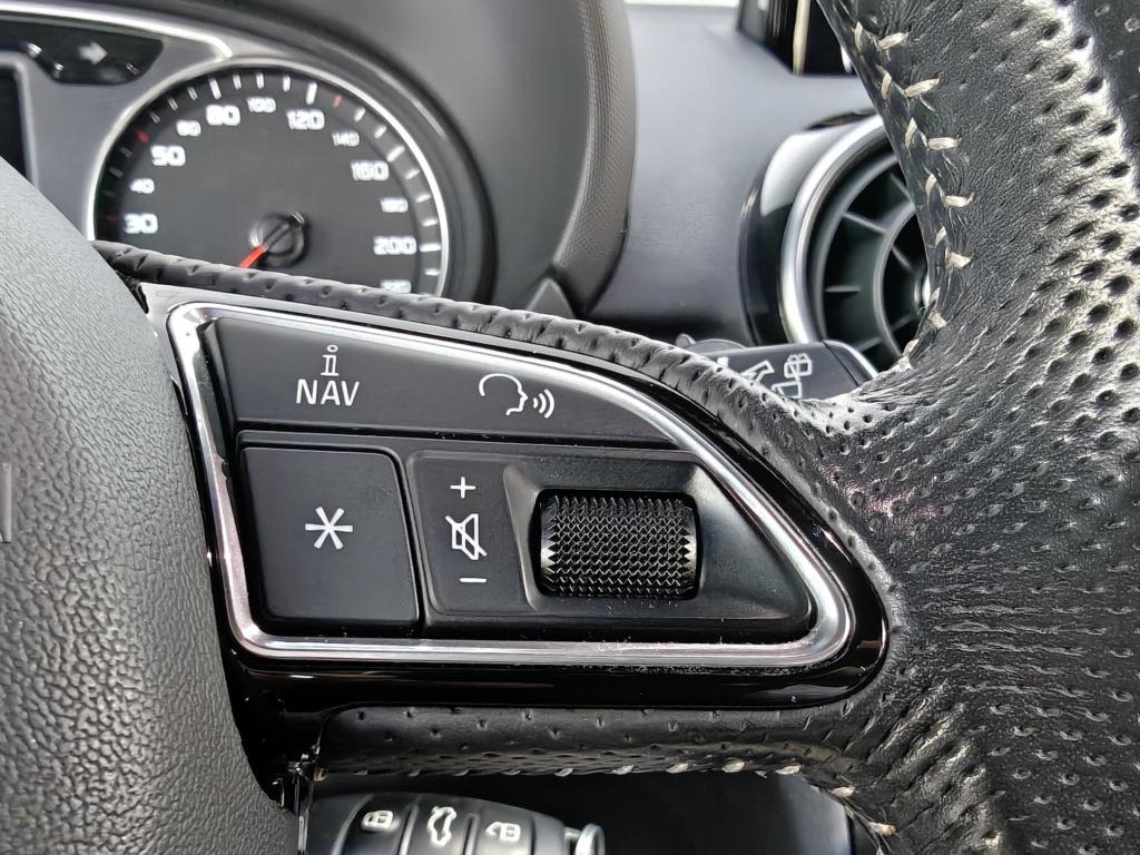 Audi A1 Sportback 1.0 tfsi sport s line edition