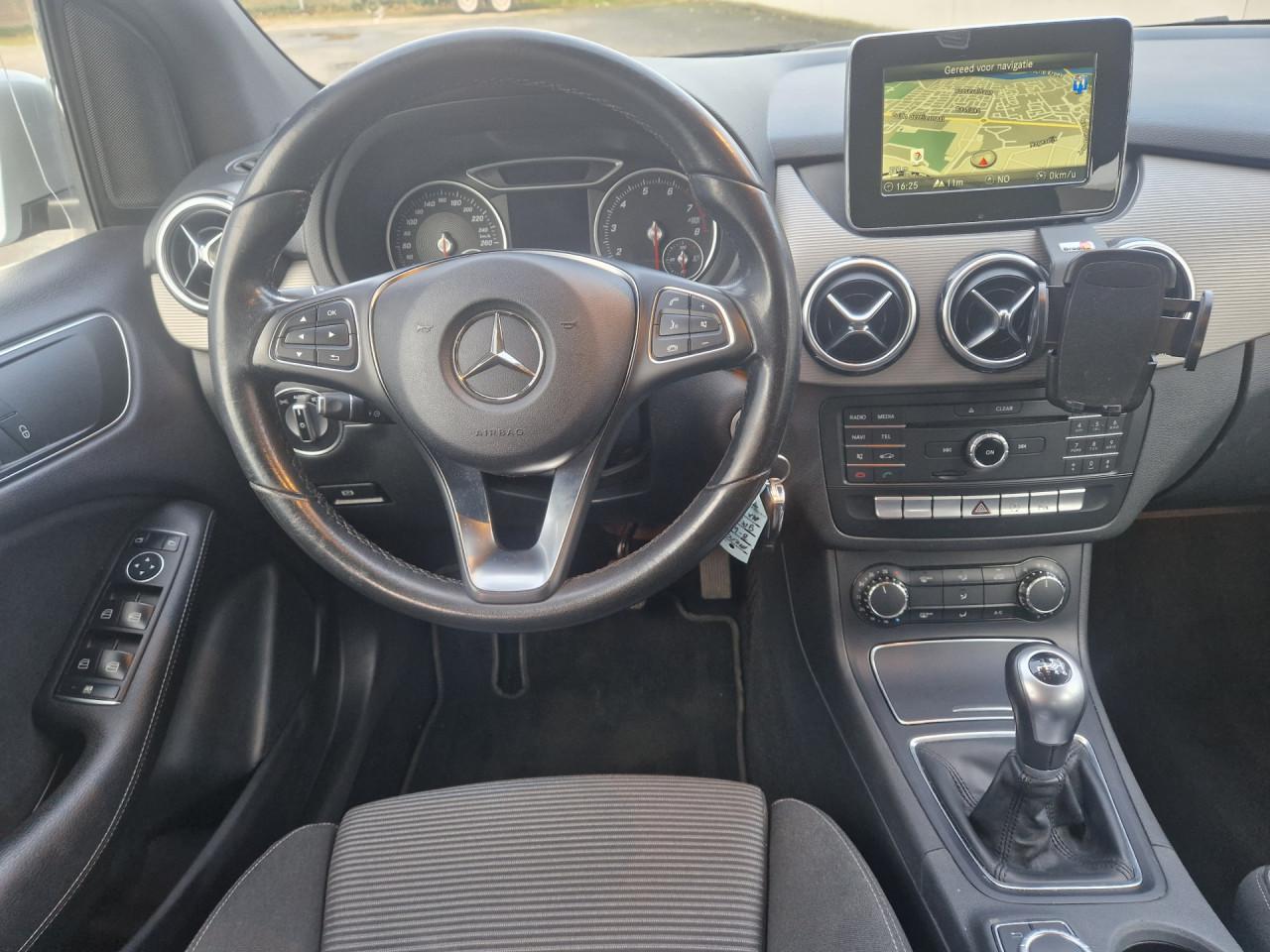 Mercedes-Benz B-klasse 180 Lease Edition Plus