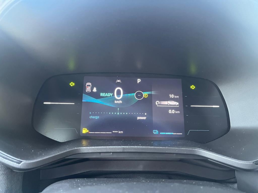 Mitsubishi Colt 1.6 hev intense