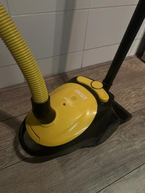 Stofzuiger Amigo geel/zwart ABG100AMY 1200W