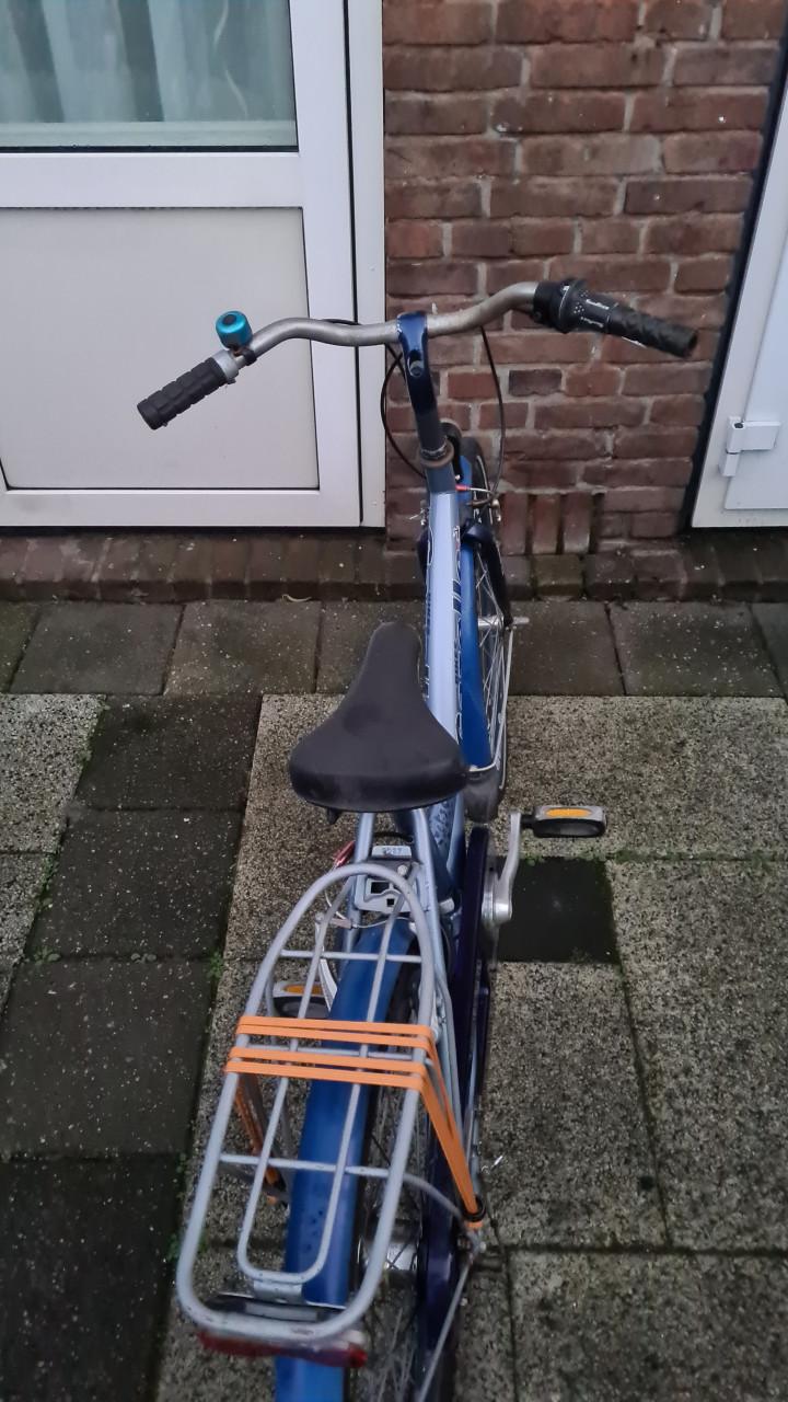 Meisjes fiets GAZELLE met 3 versnellingen-24inch- 9-13jaar