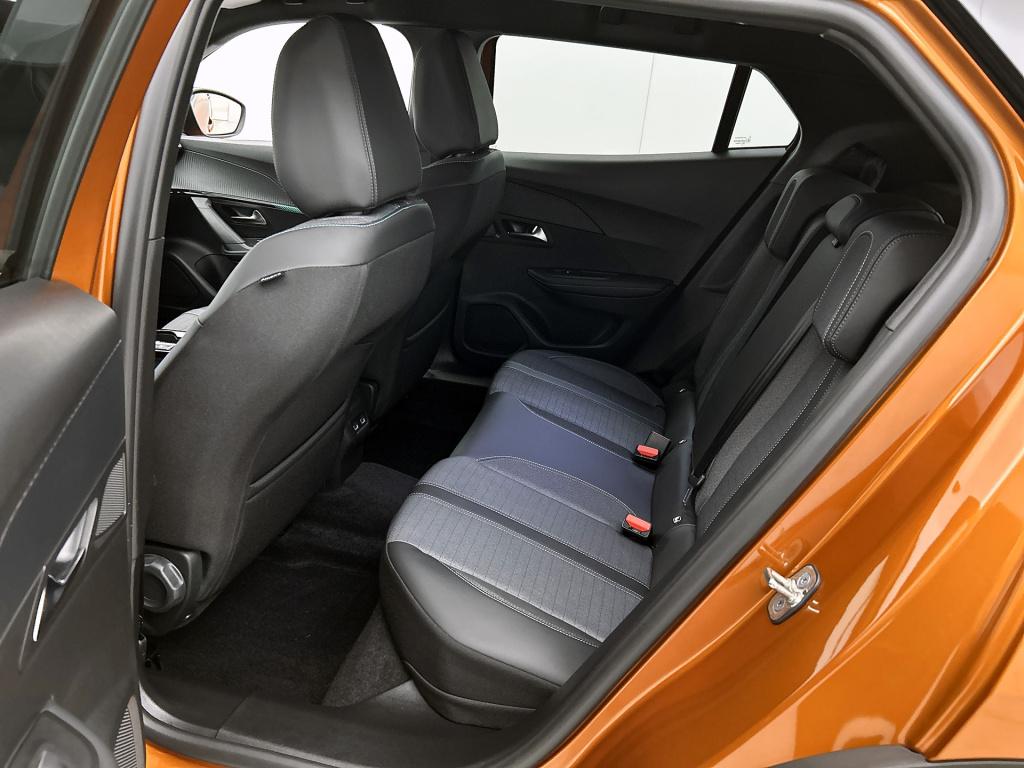 Peugeot 2008 100pk allure pack | rijklaar | navigatie | parkeersensoren | l