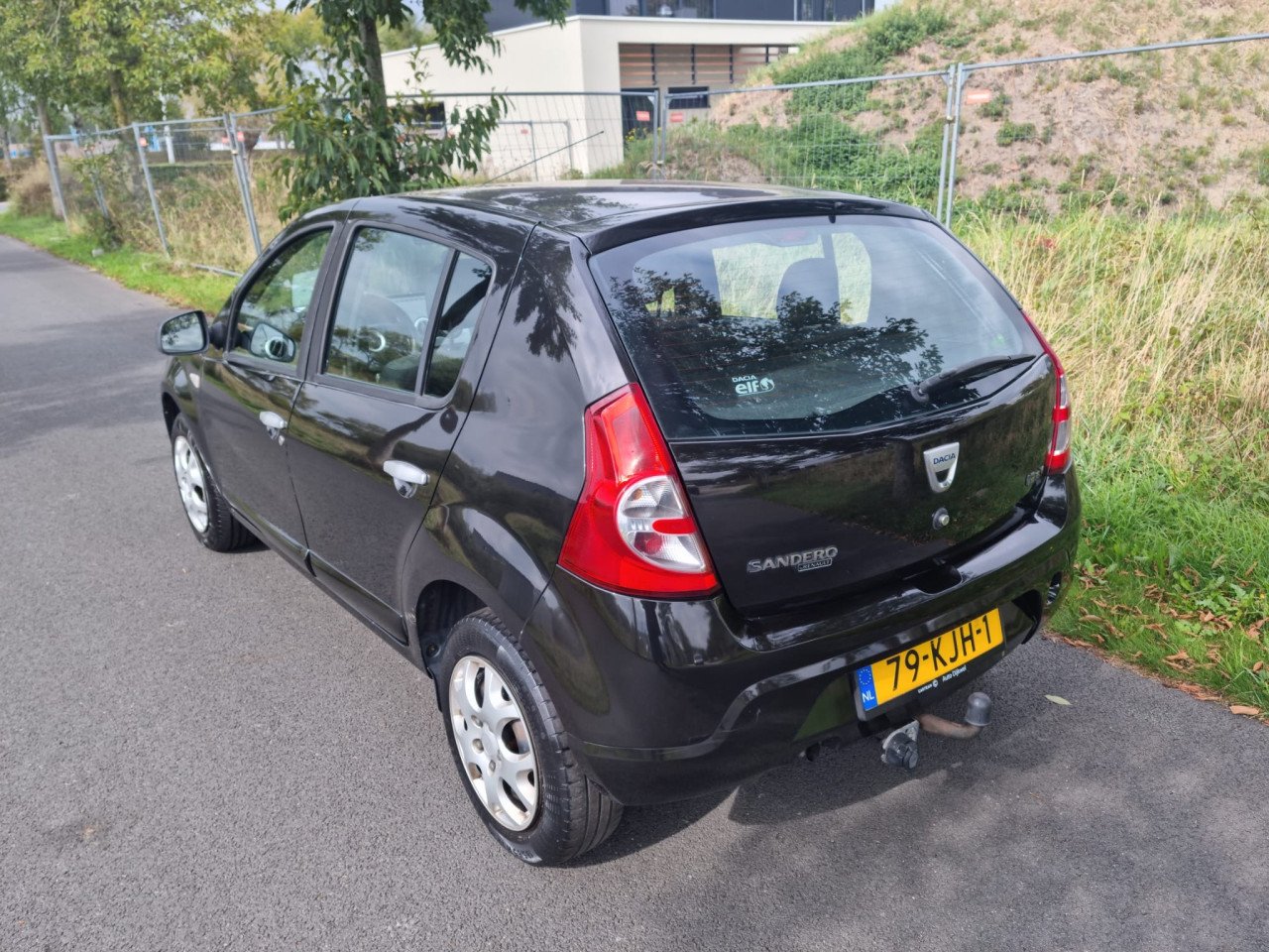 Dacia sandero 1.2i laureate bj 12-2009 193000km