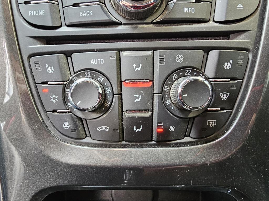 Opel Astra 1.6 turbo cosmo