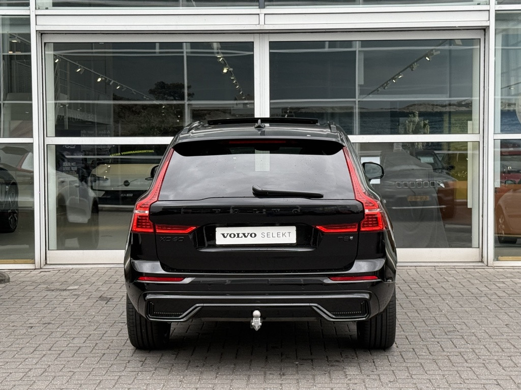 Volvo XC60 t8 455pk recharge black edition| panodak| trekhaak| adap.cruise|