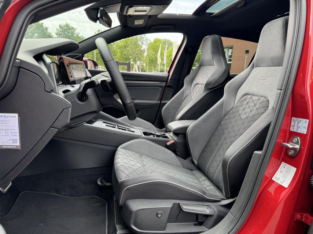Volkswagen Golf 1.5 etsi r-line nl-auto! | panoramadak | harman/kardon | sp