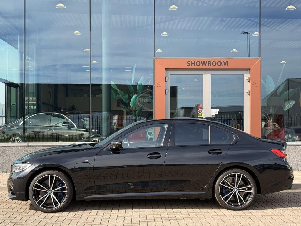 BMW 3-serie 330e m-sport | 360 | pano | leder | acc | stoelverwarming | app