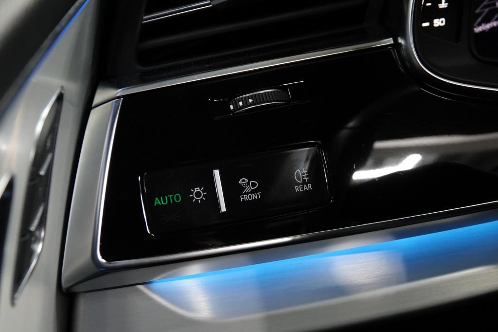 Audi Q8 55 tfsi quattro | rsq8 interieur | pano | acc | maxton |