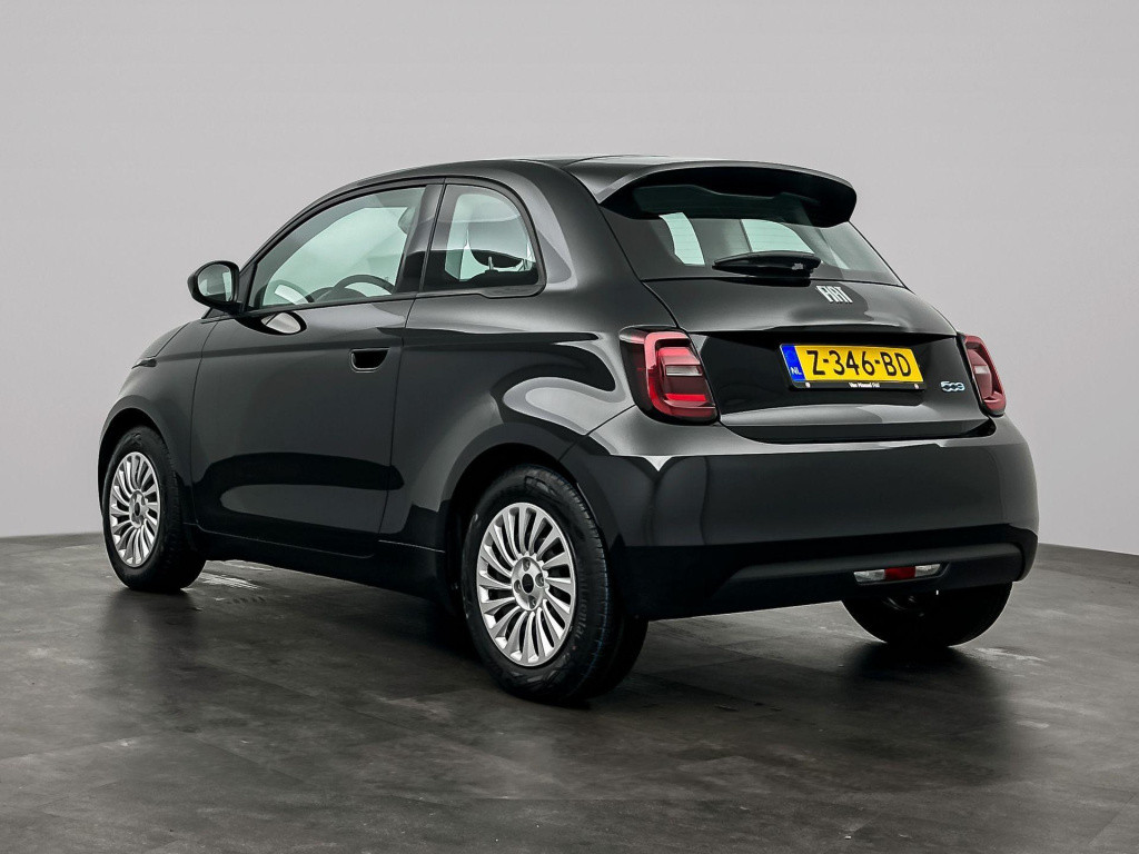 Fiat 500e 42 kwh | carplay | cruise control | ecc | pdc |