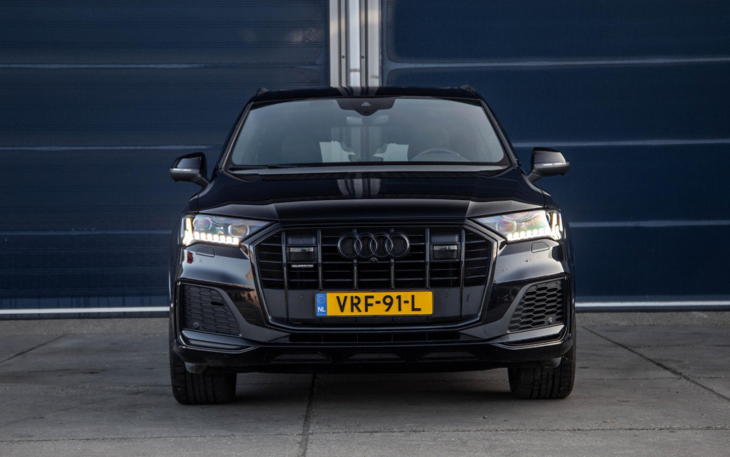 Audi Q7 sq7 s-line grijs kenteken 3x s-line / 360 camera / adaptive cruise 
