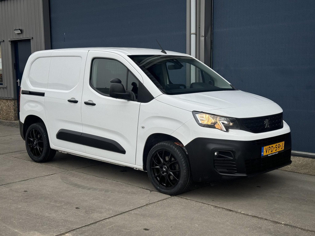 Peugeot Partner 1.5 bluehdi premium airco / cruise controle / navi / n.a.p 