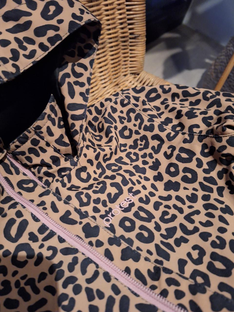 Prachtige Protest Ski-jas – Maat 104 (Groeit mee!)