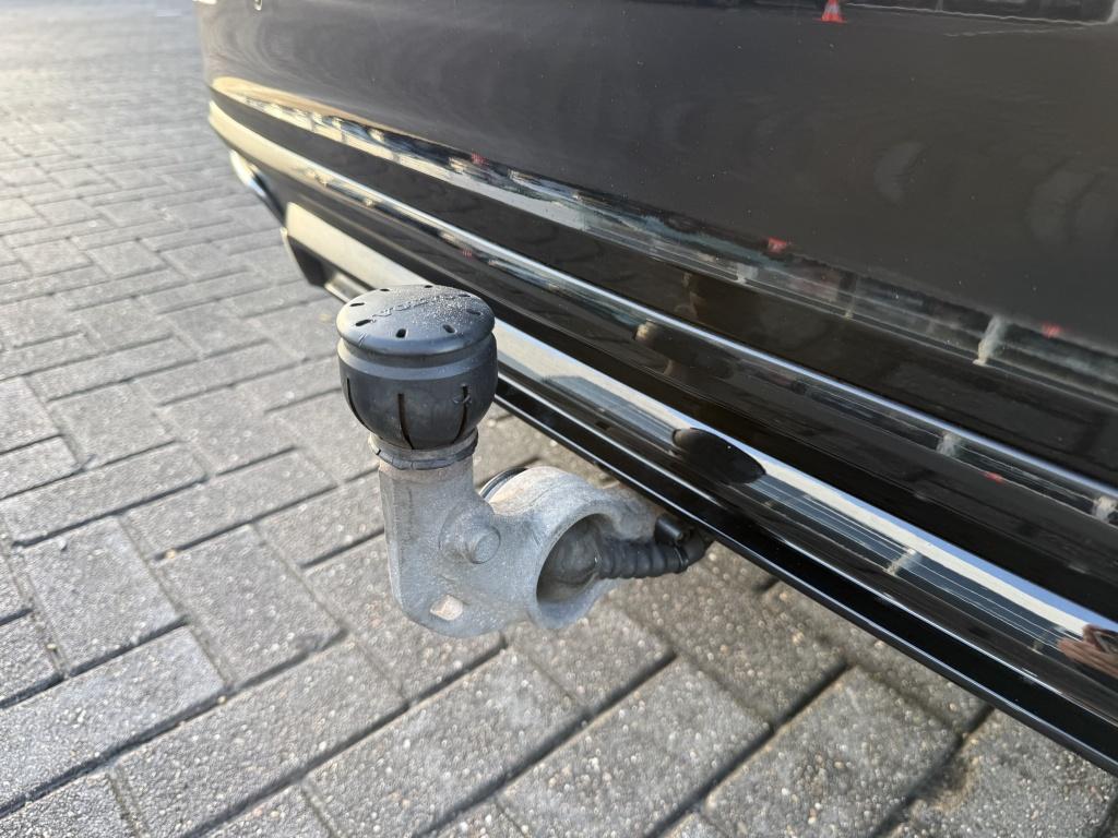 Volvo V60 t6 340pk recharge r-design| panodak| adap.cruise| trekhaak| 360c