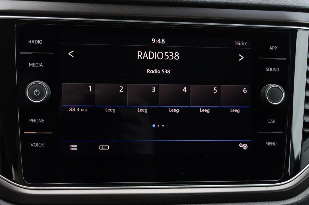 Volkswagen T-roc 1.0 tsi sport 115pk | stoel- en stuurverwarming | adaptive