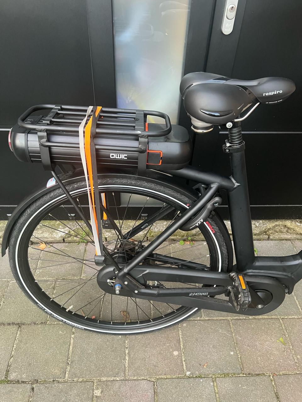 Prachtige Qwic Premium MN7 D 55cm  1225 km 2022 als nieuw