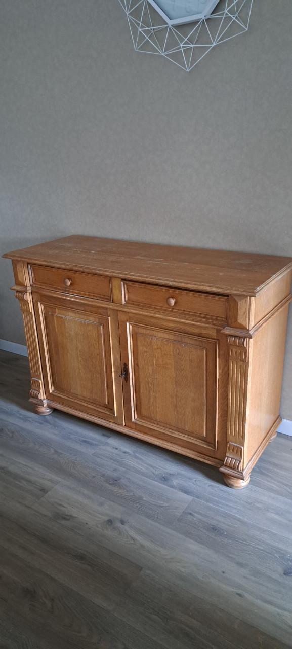 Te koop complete eikenhouten  meubelset