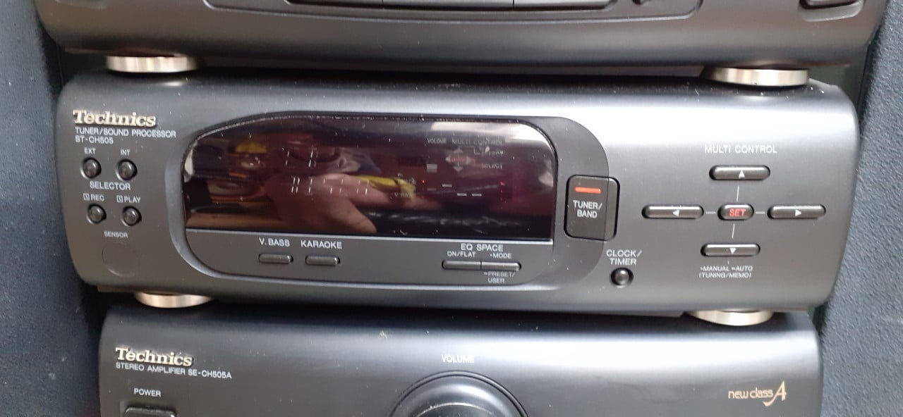 Stereo set technics compleet met boxen kabels en ab
