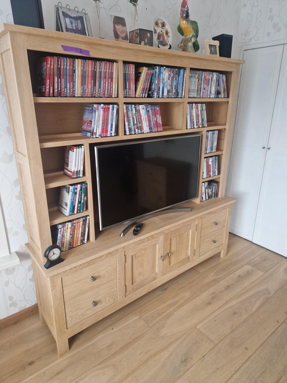 Eiken meubels massief eiken gemaakt door een meubelmaker