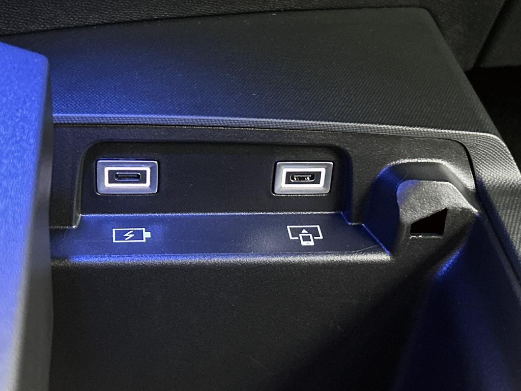 Peugeot 3008 1.2 hybrid 145 gt | rijklaar |