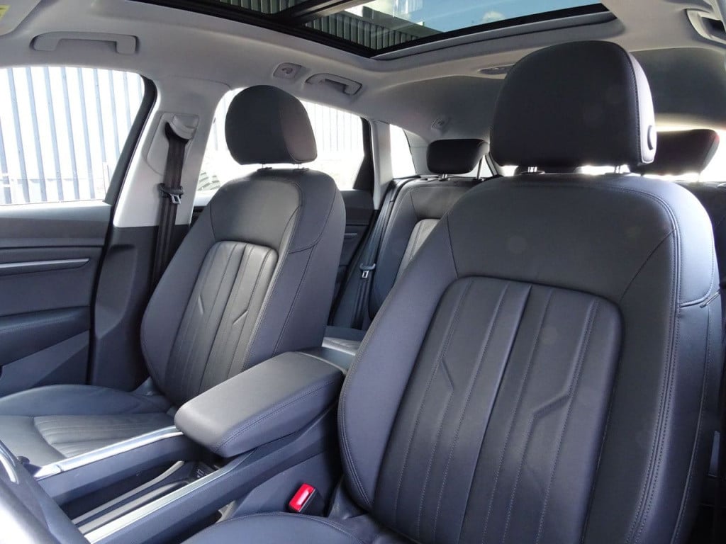 Audi E-tron e-tron 50 quattro launch edition plus 71 kwh 313pk