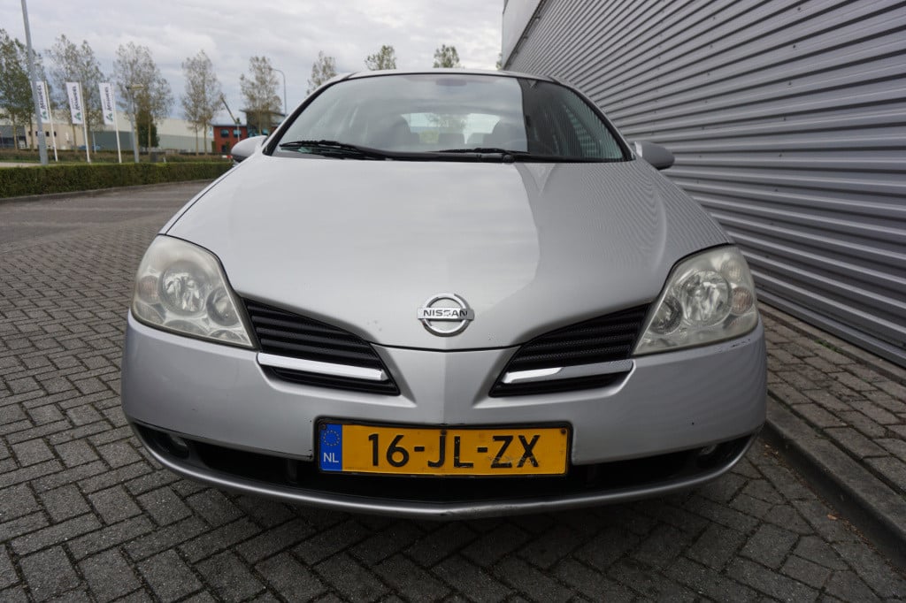 Nissan Primera estate 1.8 tekna airco / navi / elektr. ramen / camera / nap