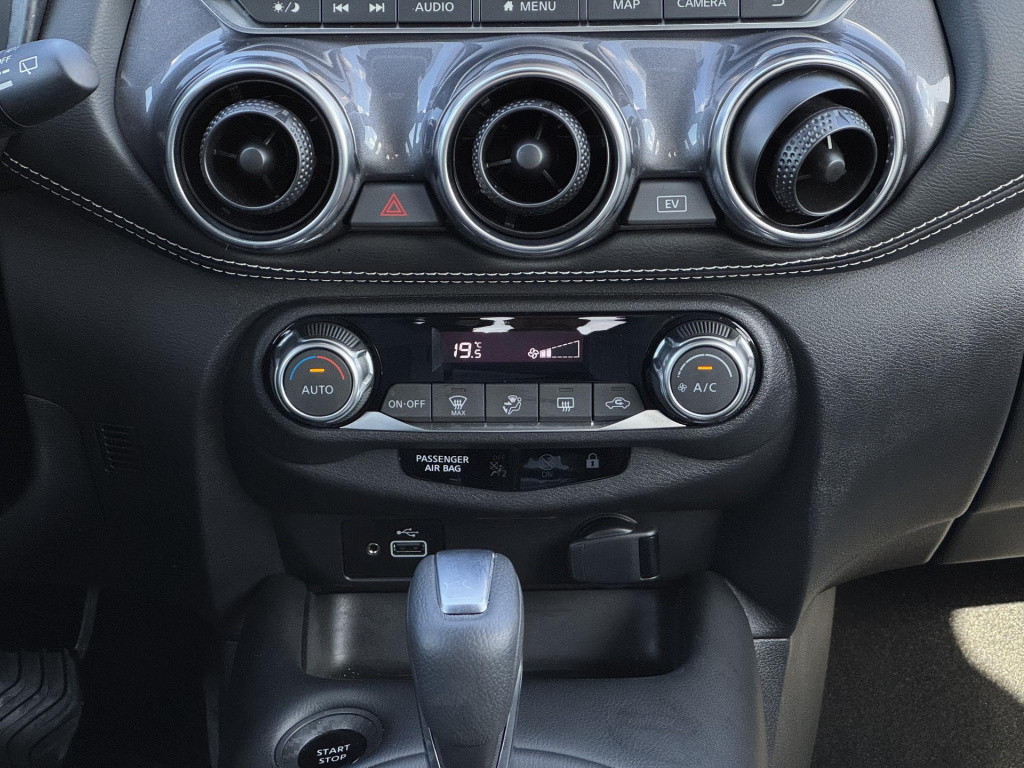 Nissan Juke 1.6 hybrid n-connecta parking pack