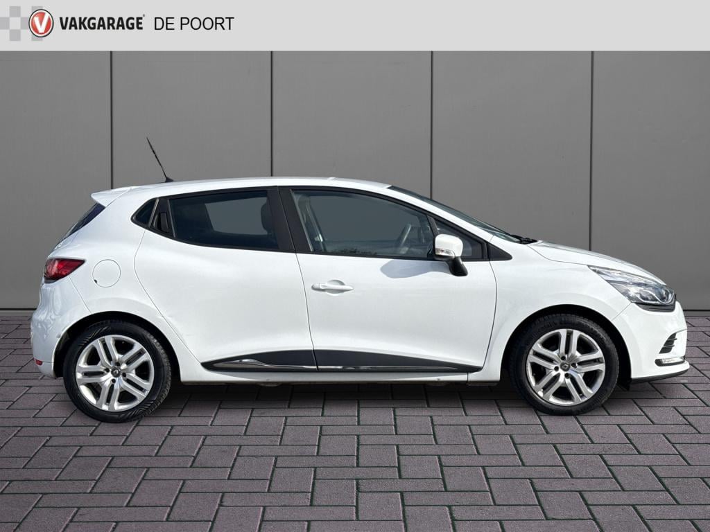 Renault Clio 1.5 dci ecoleader zen | nl-auto | trekhaak | navi | cruisec. |