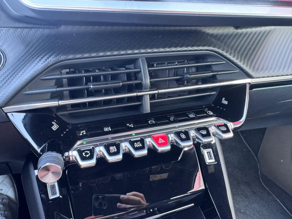 Peugeot 208 ev gt 50 kwh
