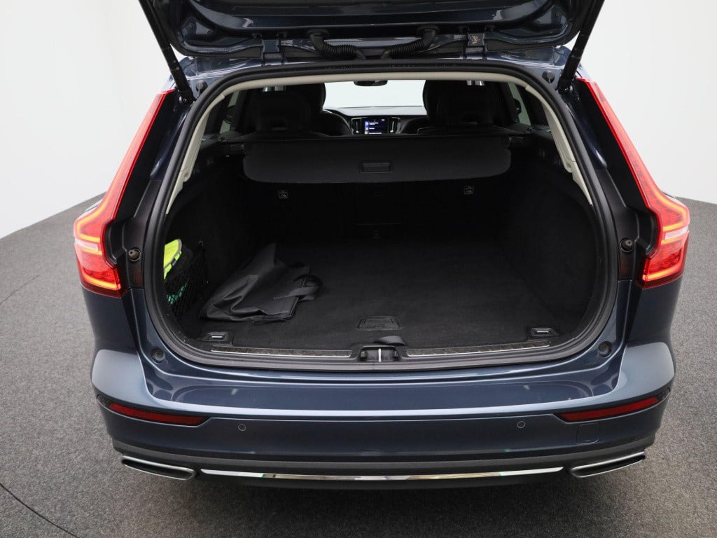 Volvo V60 2.0 t6 recharge awd inscription | automaat | lmv | trekhaak | led
