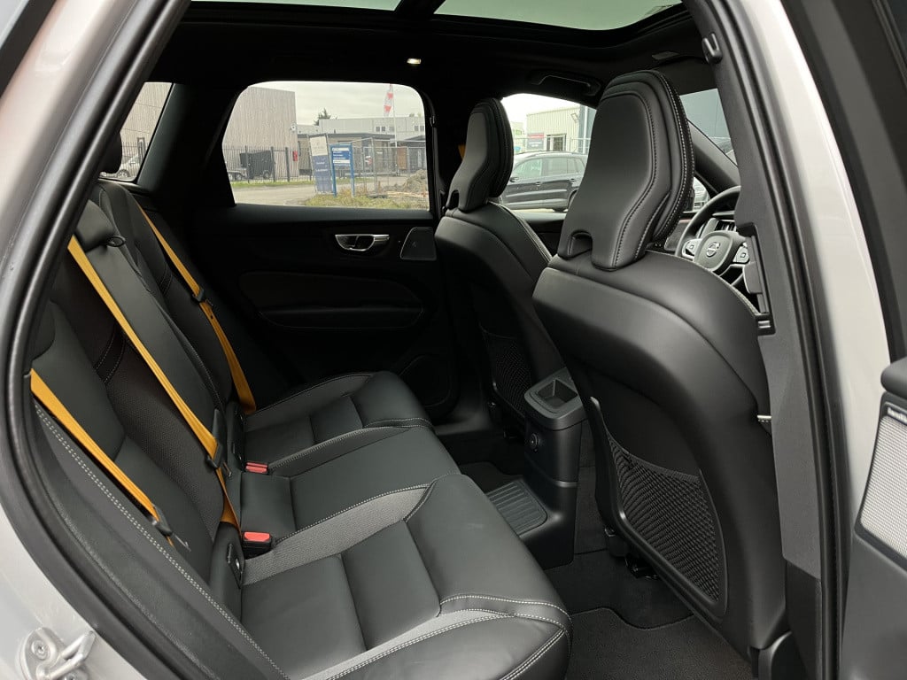Volvo XC60 2.0 t8 awd polestar engineered | bowers&wilkins | pano | 22 inch