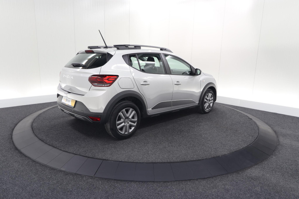 Dacia Sandero Stepway tce 90 expression | camera | dodehoekdetectie | navig