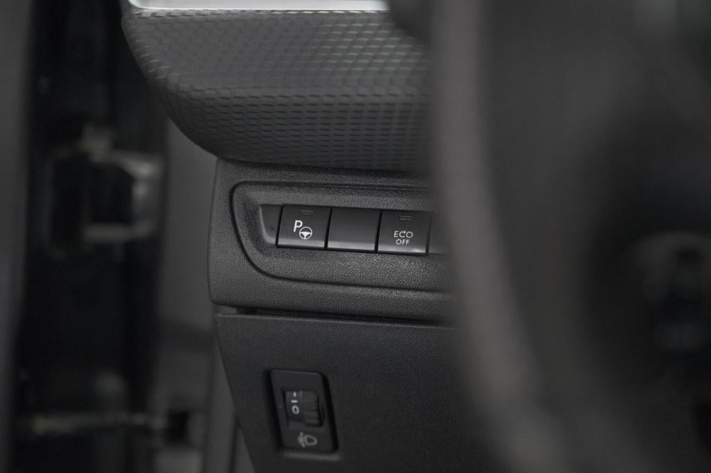 Peugeot 2008 puretech 110 eat6 gt-line | camera | panoramadak | navigatie |