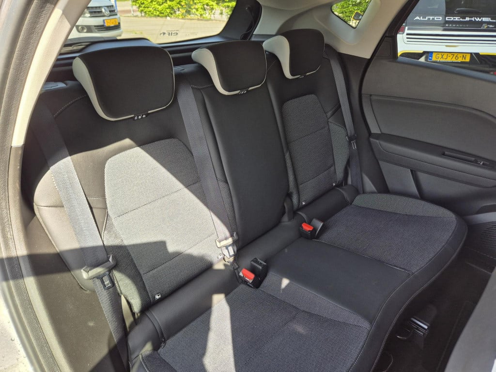 Renault Captur 1.3 tce 130 edc automaat edition one camera, trekhaak, bose®