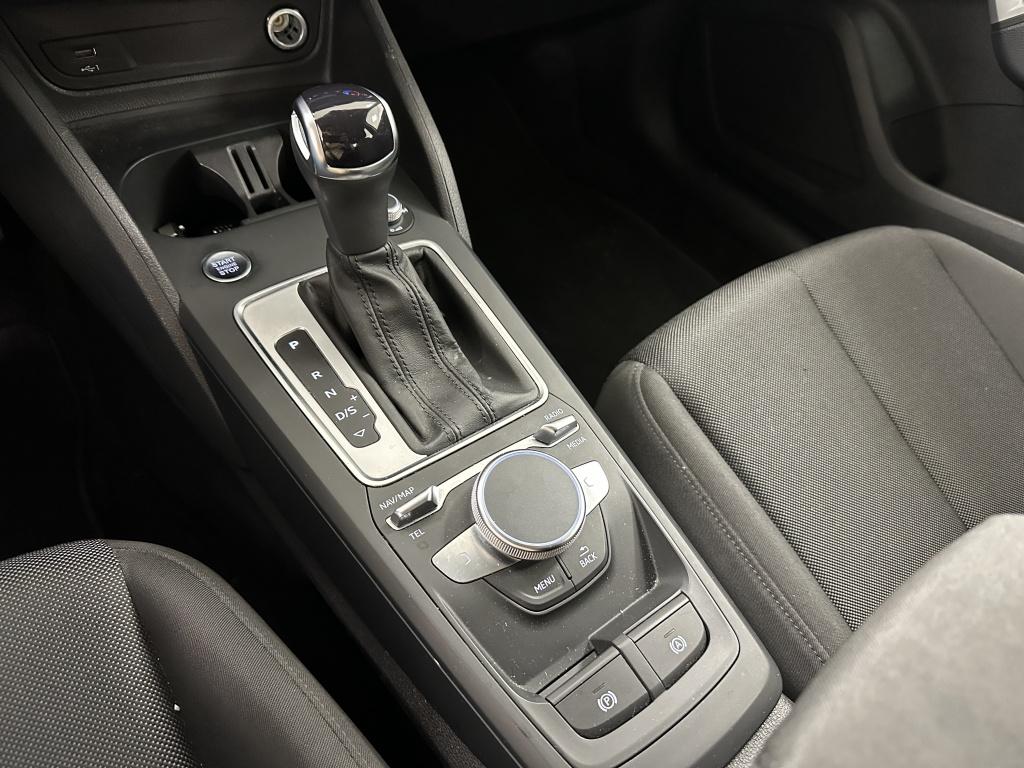 Audi Q2 35 tfsi advanced ed. | arrow gray | camera | led matrix |