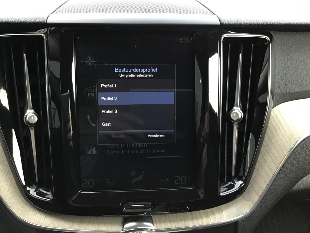 Volvo XC60 t5 254pk awd inscription| panodak| adap.criose| luchtvering| tre