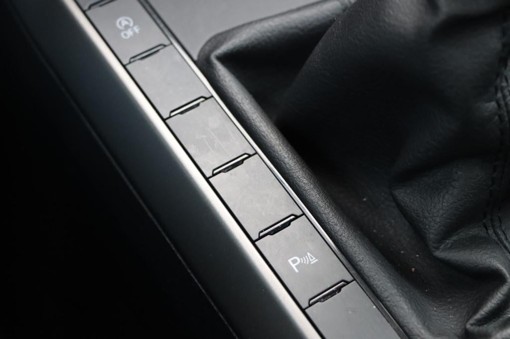 Volkswagen Polo 1.0 tsi comfortline executive 95pk