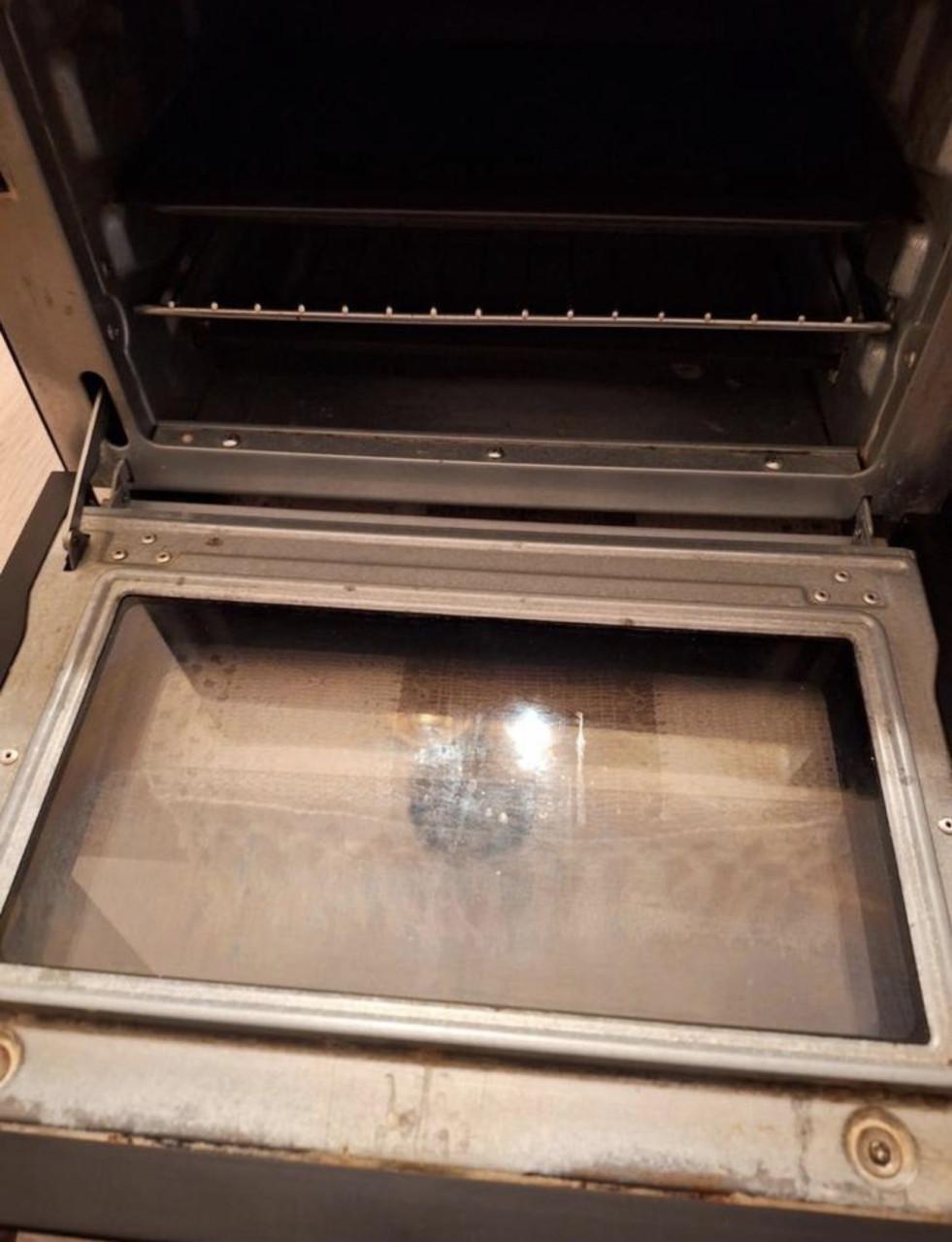 Handige Bakoven voor op de camping, kamer of tijdens verbouwing