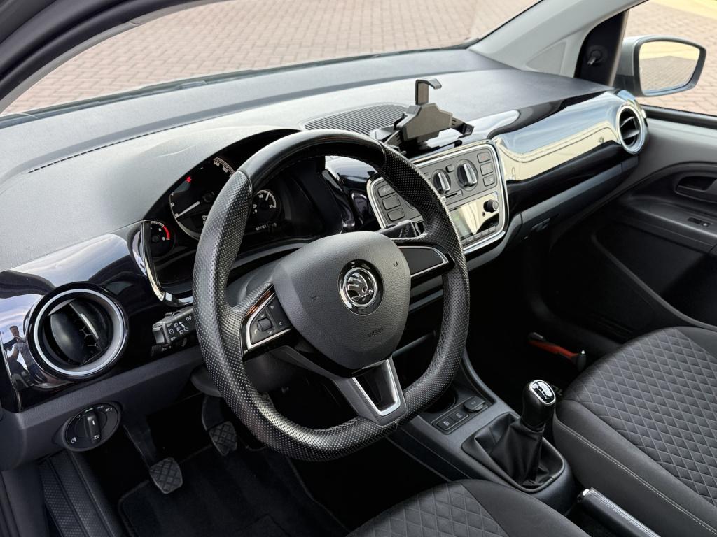 Skoda Citigo 1.0 greentech ambition | pano | cruise | apps