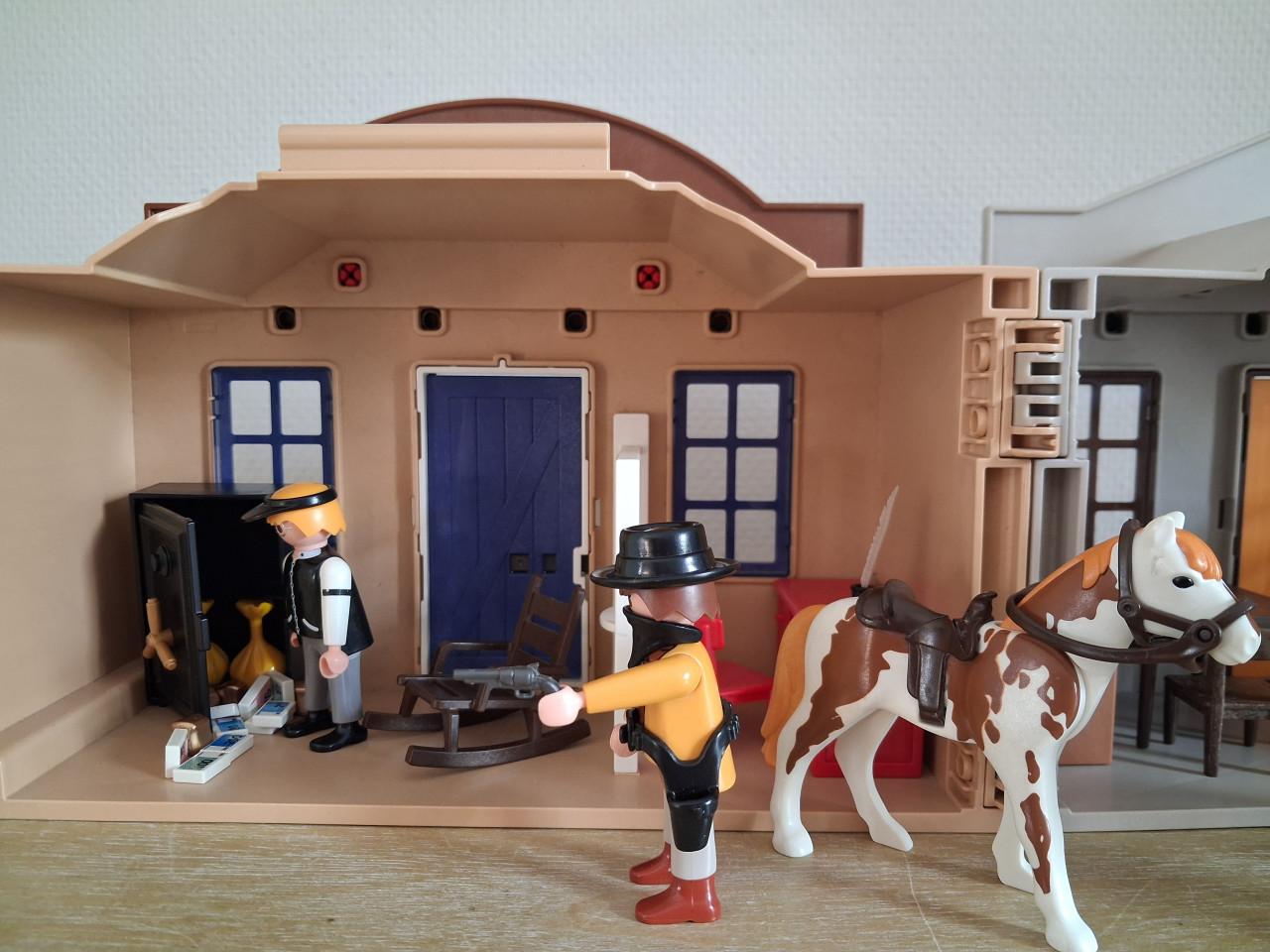 Playmobil western city in koffer setnr 4398