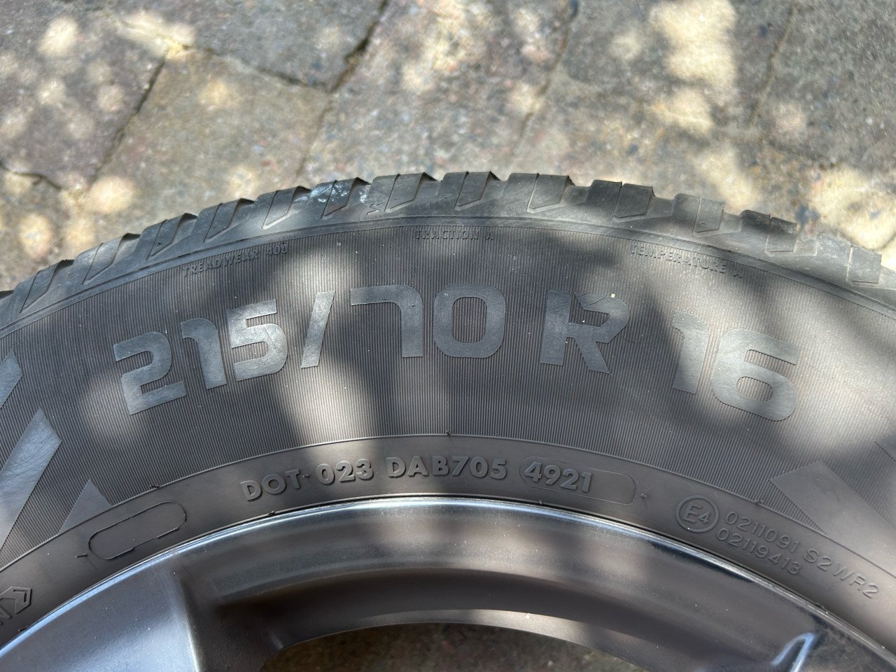 4x All-Seasonbanden met velgen - Vredestein Quatrac 215 / 70 R16