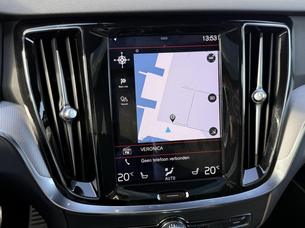 Volvo V60 t6 340pk recharge r-design| panodak| adap.cruise| 360camera| awd