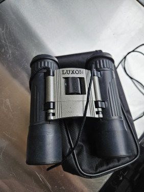 Zeer nette en werkende Luxon travel &go verrekijker 10 x 50...