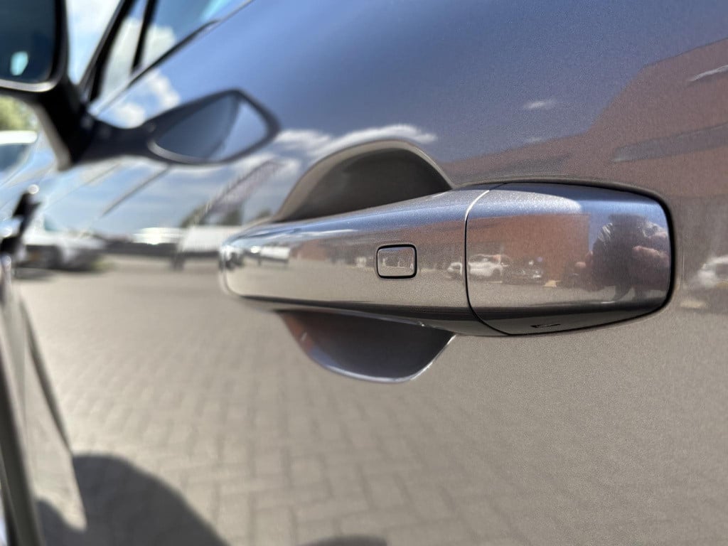 Renault Captur 1.6 e-tech plug-in hybrid 160 intens
