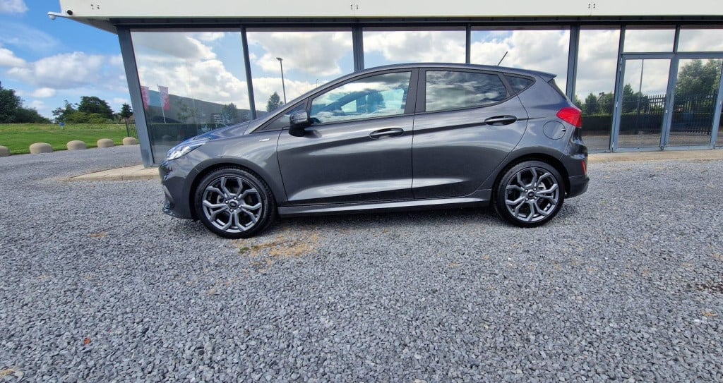 Ford Fiesta 1.0 ecoboost st-line | navi | carplay | cruise control | parkee