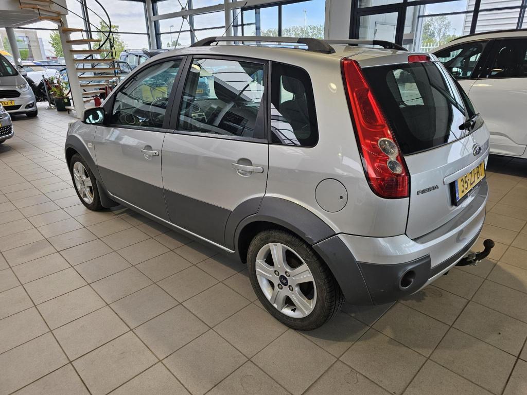 Ford Fiesta 1.4-16v crossroad